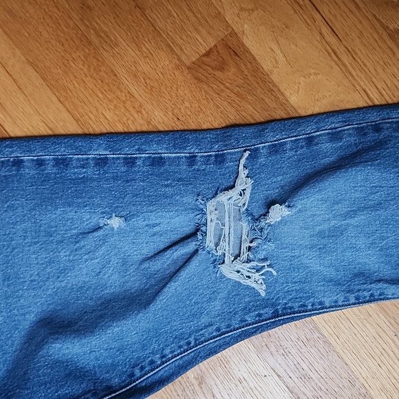 Levi's Jeans - Picture 2 of 10